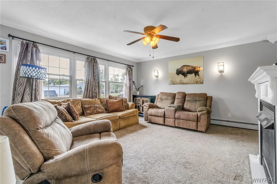 190 Marilyn Drive, Grand Island, New York 14072, Grand Island, New York 14072, 4 Bedrooms Bedrooms, 6 Rooms Rooms,2 BathroomsBathrooms,Residential,Closed,190 Marilyn Drive, Grand Island, New York 14072,0,B1555240