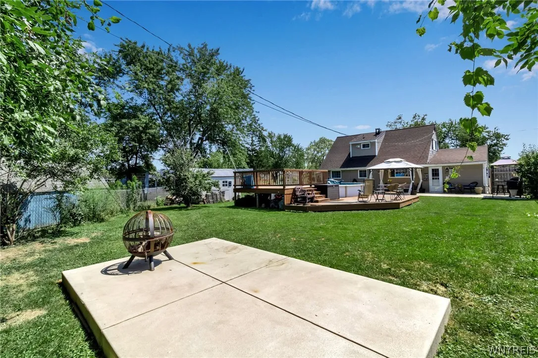 190 Marilyn Drive, Grand Island, New York 14072, Grand Island, New York 14072, 4 Bedrooms Bedrooms, 6 Rooms Rooms,2 BathroomsBathrooms,Residential,Closed,190 Marilyn Drive, Grand Island, New York 14072,0,B1555240