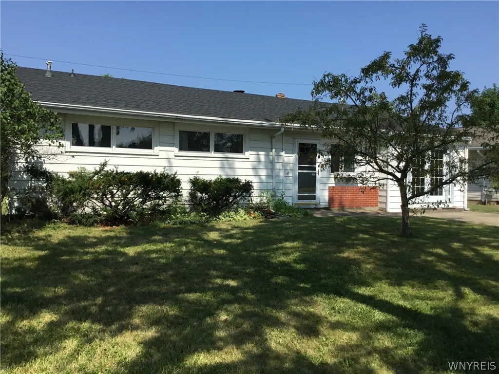 333 Green Acres Road, Tonawanda-town, New York 141, Tonawanda, New York 14150, 3 Bedrooms Bedrooms, 9 Rooms Rooms,1 BathroomBathrooms,Residential,Closed,333 Green Acres Road, Tonawanda-town, New York 141,0,B1555445