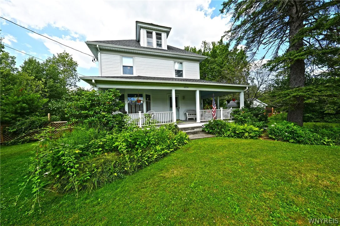 6830 Powers Road, Orchard Park, New York 14127, Orchard Park, New York 14127, 4 Bedrooms Bedrooms, 10 Rooms Rooms,1 BathroomBathrooms,Residential,Closed,6830 Powers Road, Orchard Park, New York 14127,0,B1555413
