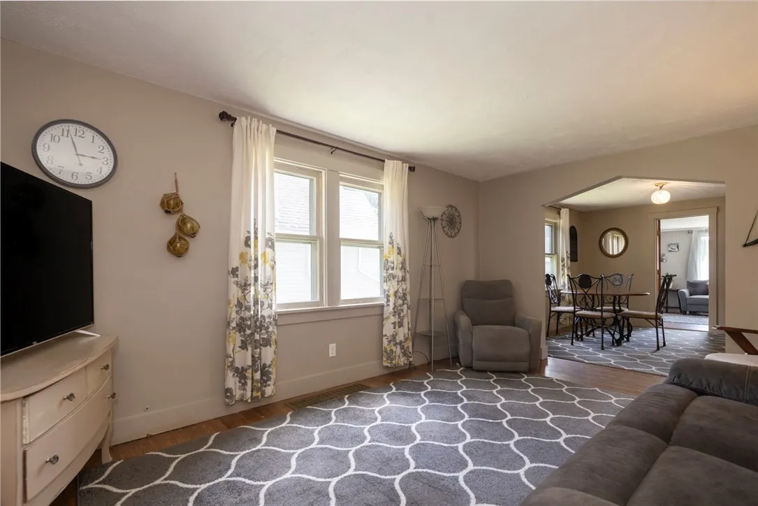 163 Sheraton Drive, Greece, New York 14616, Greece, New York 14616, 3 Bedrooms Bedrooms, 7 Rooms Rooms,2 BathroomsBathrooms,Residential,Closed,163 Sheraton Drive, Greece, New York 14616,0,R1555364