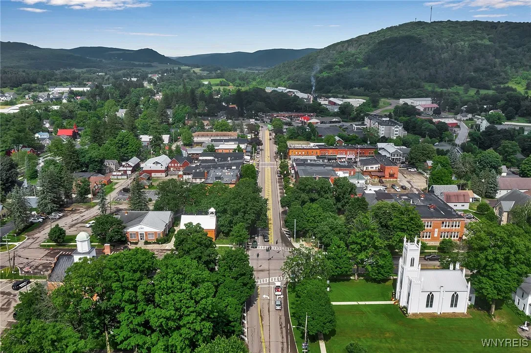 54 Martha Street, Ellicottville, New York 14731, Ellicottville, New York 14731, 5 Bedrooms Bedrooms, 11 Rooms Rooms,3 BathroomsBathrooms,Residential,For Sale,54 Martha Street, Ellicottville, New York 14731,B1556502