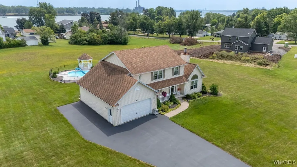 891 East River Road, Grand Island, New York 14072, Grand Island, New York 14072, 4 Bedrooms Bedrooms, 8 Rooms Rooms,2 BathroomsBathrooms,Residential,Closed,891 East River Road, Grand Island, New York 14072,0,B1556538