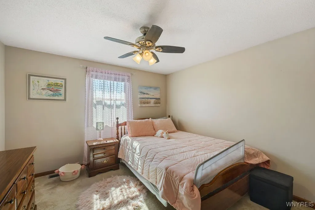 891 East River Road, Grand Island, New York 14072, Grand Island, New York 14072, 4 Bedrooms Bedrooms, 8 Rooms Rooms,2 BathroomsBathrooms,Residential,Closed,891 East River Road, Grand Island, New York 14072,0,B1556538