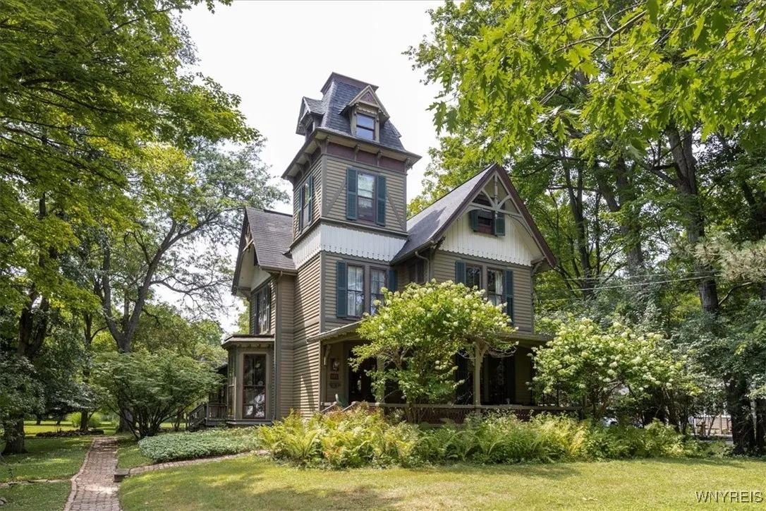 115 Buffalo Road, Aurora, New York 14052, Aurora, New York 14052, 6 Bedrooms Bedrooms, 12 Rooms Rooms,2 BathroomsBathrooms,Residential,Closed,115 Buffalo Road, Aurora, New York 14052,0,B1555553