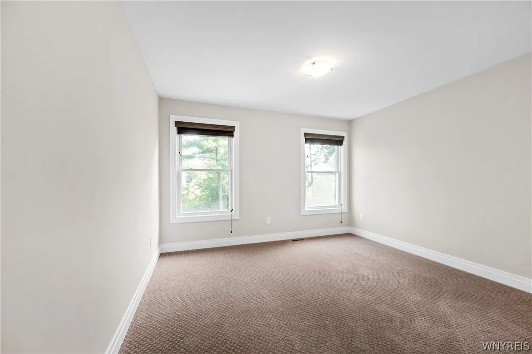 17 Woodthrush Trail, Orchard Park, New York 14127, Orchard Park, New York 14127, 4 Bedrooms Bedrooms, 9 Rooms Rooms,2 BathroomsBathrooms,Residential,Closed,17 Woodthrush Trail, Orchard Park, New York 14127,0,B1555707