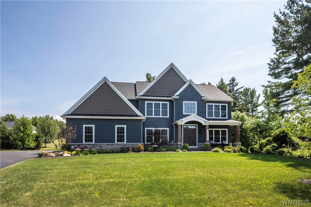 17 Woodthrush Trail, Orchard Park, New York 14127, Orchard Park, New York 14127, 4 Bedrooms Bedrooms, 9 Rooms Rooms,2 BathroomsBathrooms,Residential,Closed,17 Woodthrush Trail, Orchard Park, New York 14127,0,B1555707
