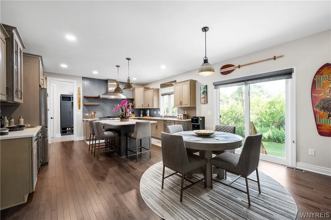 17 Woodthrush Trail, Orchard Park, New York 14127, Orchard Park, New York 14127, 4 Bedrooms Bedrooms, 9 Rooms Rooms,2 BathroomsBathrooms,Residential,Closed,17 Woodthrush Trail, Orchard Park, New York 14127,0,B1555707