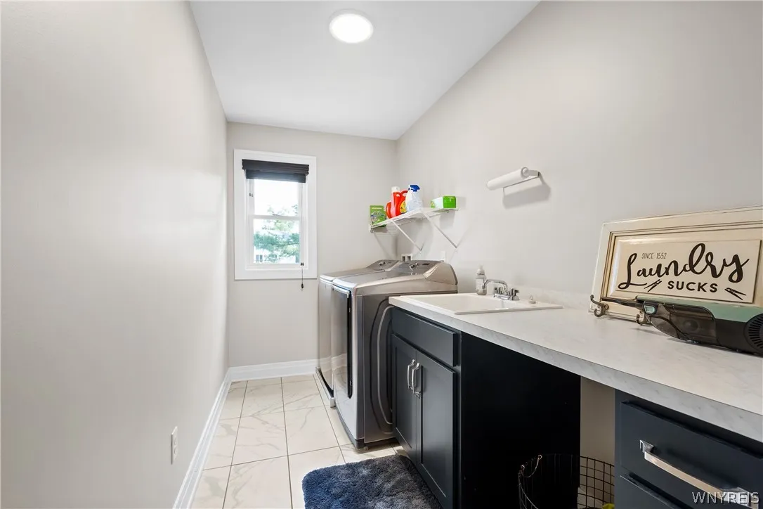 17 Woodthrush Trail, Orchard Park, New York 14127, Orchard Park, New York 14127, 4 Bedrooms Bedrooms, 9 Rooms Rooms,2 BathroomsBathrooms,Residential,Closed,17 Woodthrush Trail, Orchard Park, New York 14127,0,B1555707