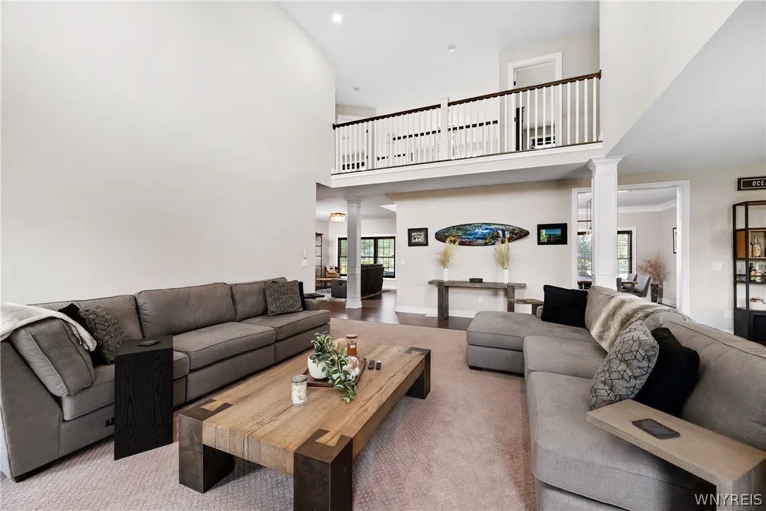 17 Woodthrush Trail, Orchard Park, New York 14127, Orchard Park, New York 14127, 4 Bedrooms Bedrooms, 9 Rooms Rooms,2 BathroomsBathrooms,Residential,Closed,17 Woodthrush Trail, Orchard Park, New York 14127,0,B1555707