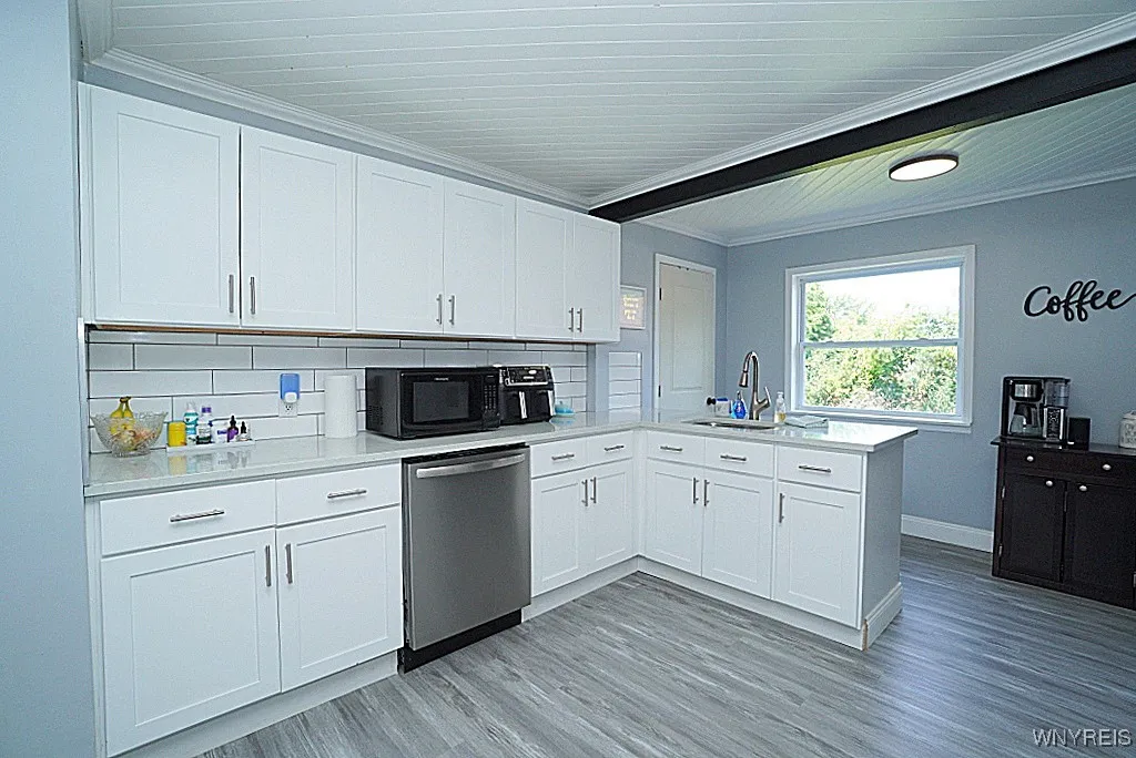 lots of cabinets