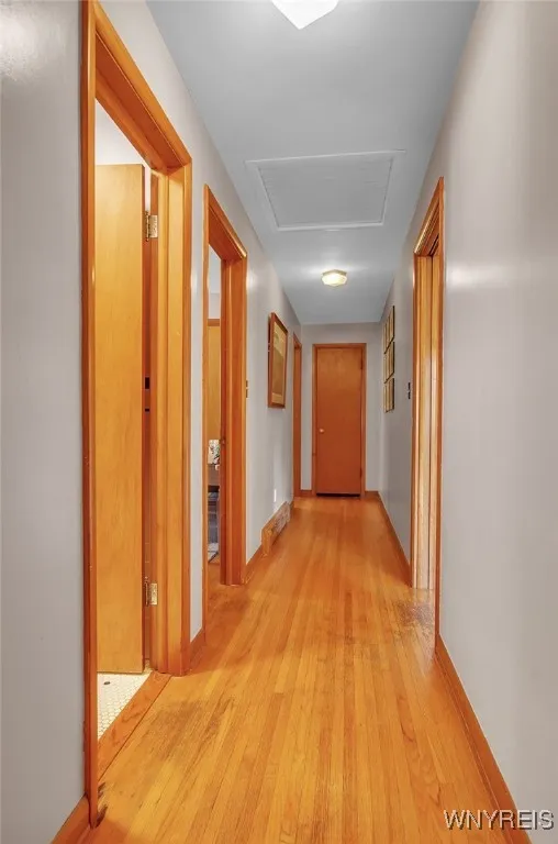 231 Sunset Terrace, Orchard Park, New York 14127, Orchard Park, New York 14127, 3 Bedrooms Bedrooms, 8 Rooms Rooms,1 BathroomBathrooms,Residential,Closed,231 Sunset Terrace, Orchard Park, New York 14127,0,B1557200