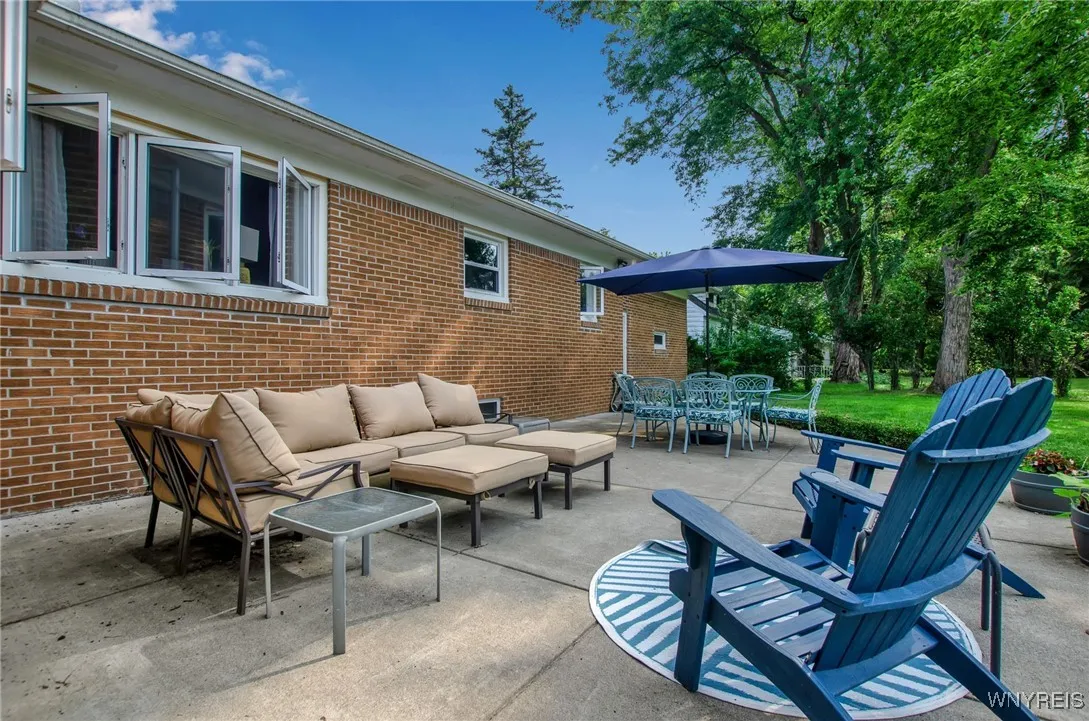 231 Sunset Terrace, Orchard Park, New York 14127, Orchard Park, New York 14127, 3 Bedrooms Bedrooms, 8 Rooms Rooms,1 BathroomBathrooms,Residential,Closed,231 Sunset Terrace, Orchard Park, New York 14127,0,B1557200