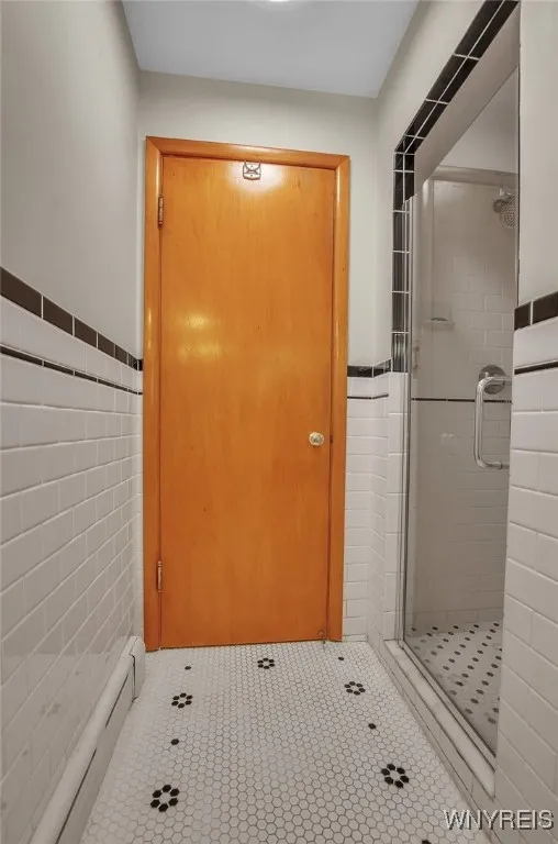 231 Sunset Terrace, Orchard Park, New York 14127, Orchard Park, New York 14127, 3 Bedrooms Bedrooms, 8 Rooms Rooms,1 BathroomBathrooms,Residential,Closed,231 Sunset Terrace, Orchard Park, New York 14127,0,B1557200