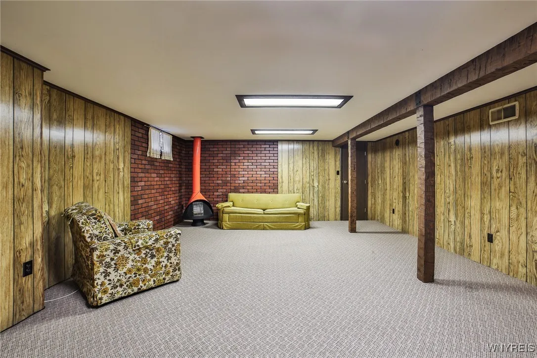 296 Abbington Avenue, Tonawanda-town, New York 142, Tonawanda, New York 14223, 3 Bedrooms Bedrooms, 11 Rooms Rooms,1 BathroomBathrooms,Residential,Closed,296 Abbington Avenue, Tonawanda-town, New York 142,0,B1557460