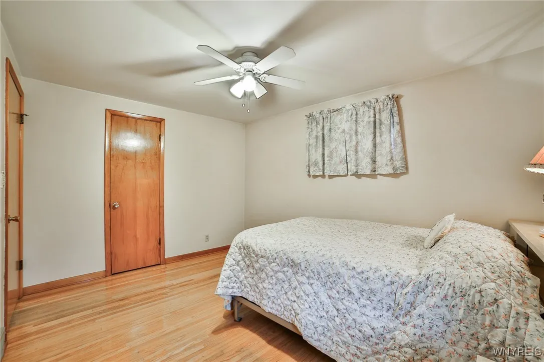 296 Abbington Avenue, Tonawanda-town, New York 142, Tonawanda, New York 14223, 3 Bedrooms Bedrooms, 11 Rooms Rooms,1 BathroomBathrooms,Residential,Closed,296 Abbington Avenue, Tonawanda-town, New York 142,0,B1557460