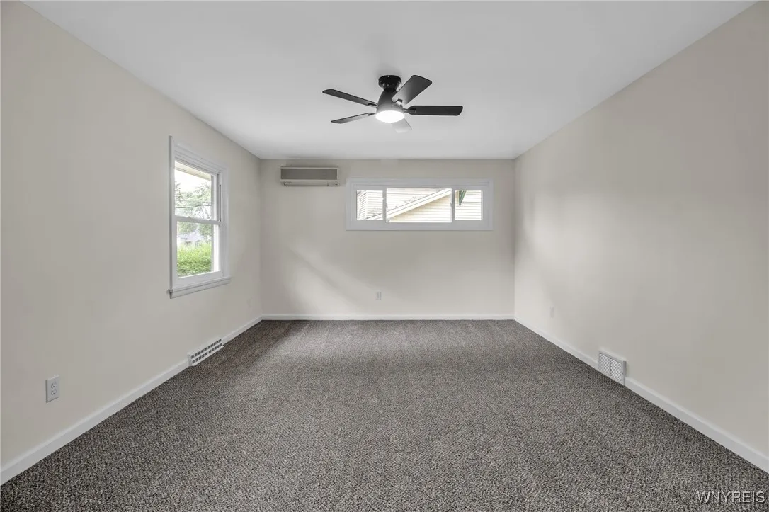 4948 Clifton Parkway, Hamburg, New York 14075, Hamburg, New York 14075, 4 Bedrooms Bedrooms, 7 Rooms Rooms,2 BathroomsBathrooms,Residential,Closed,4948 Clifton Parkway, Hamburg, New York 14075,0,B1557482