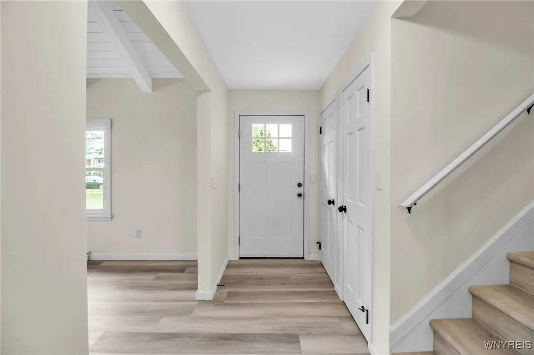 4948 Clifton Parkway, Hamburg, New York 14075, Hamburg, New York 14075, 4 Bedrooms Bedrooms, 7 Rooms Rooms,2 BathroomsBathrooms,Residential,Closed,4948 Clifton Parkway, Hamburg, New York 14075,0,B1557482