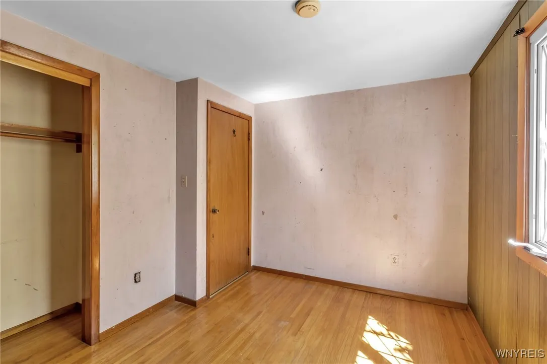 4297 Robin Lane, Hamburg, New York 14075, Hamburg, New York 14075, 4 Bedrooms Bedrooms, 7 Rooms Rooms,1 BathroomBathrooms,Residential,Closed,4297 Robin Lane, Hamburg, New York 14075,0,B1557338