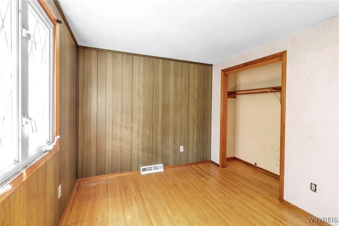 4297 Robin Lane, Hamburg, New York 14075, Hamburg, New York 14075, 4 Bedrooms Bedrooms, 7 Rooms Rooms,1 BathroomBathrooms,Residential,Closed,4297 Robin Lane, Hamburg, New York 14075,0,B1557338