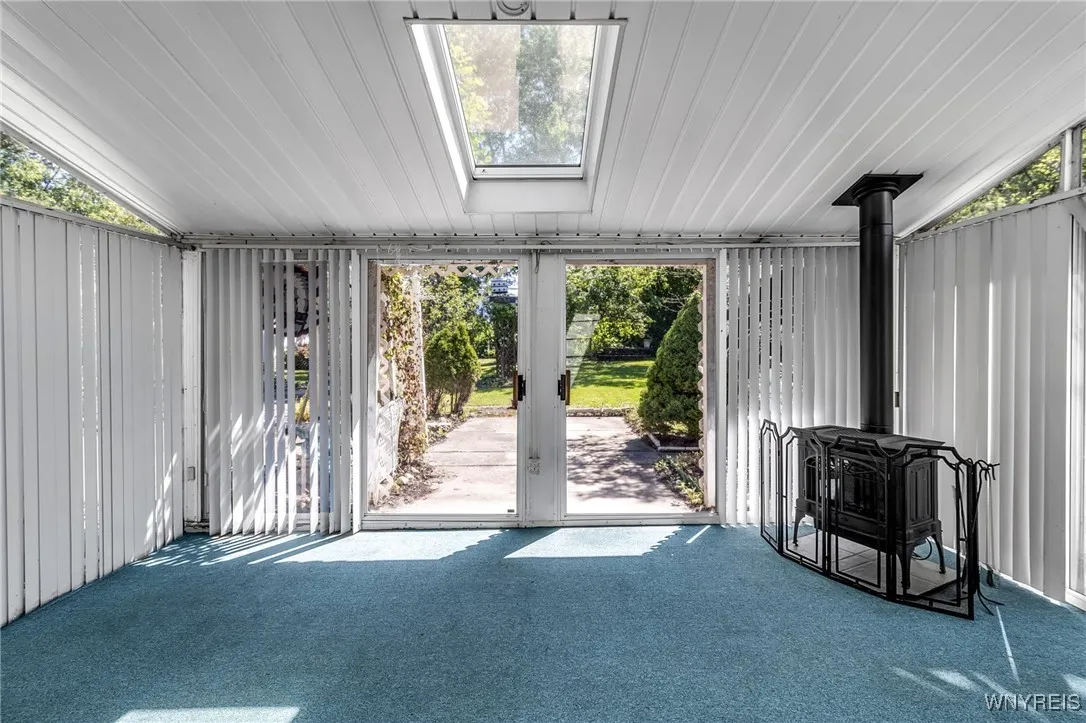 4297 Robin Lane, Hamburg, New York 14075, Hamburg, New York 14075, 4 Bedrooms Bedrooms, 7 Rooms Rooms,1 BathroomBathrooms,Residential,Closed,4297 Robin Lane, Hamburg, New York 14075,0,B1557338