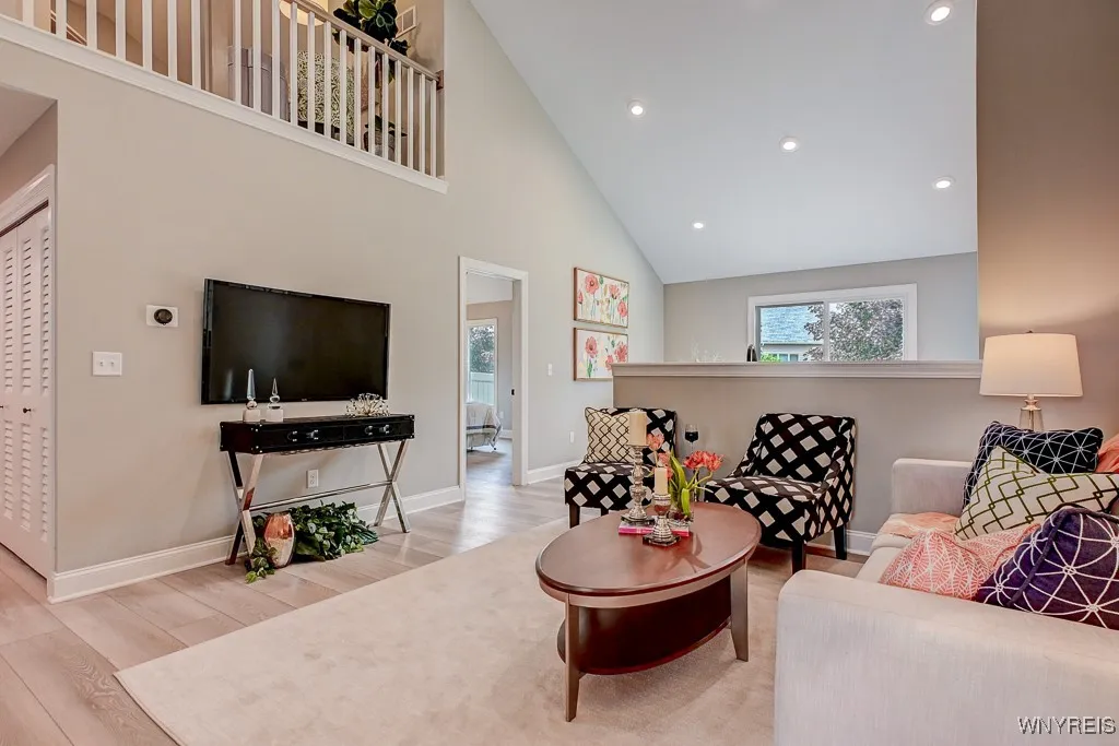 37 B Stonham Place 6b, Amherst, New York 14221, Amherst, New York 14221, 3 Bedrooms Bedrooms, 6 Rooms Rooms,2 BathroomsBathrooms,Residential,For Sale,37 B Stonham Place 6b, Amherst, New York 14221,0,B1557620