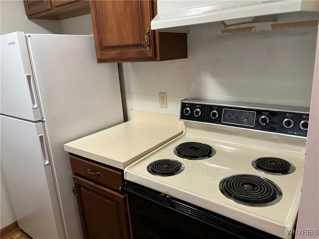 270 Buffalo Road 10, Aurora, New York 14052, Aurora, New York 14052, 2 Bedrooms Bedrooms, 6 Rooms Rooms,2 BathroomsBathrooms,Residential,Closed,270 Buffalo Road 10, Aurora, New York 14052,0,B1558064
