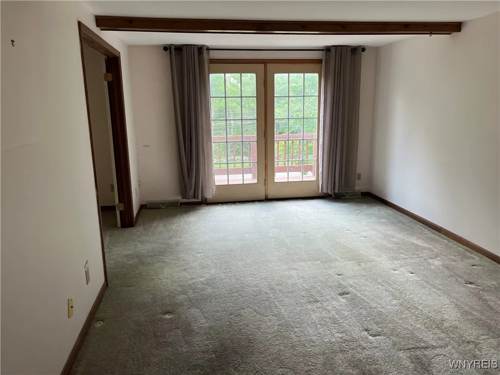 270 Buffalo Road 10, Aurora, New York 14052, Aurora, New York 14052, 2 Bedrooms Bedrooms, 6 Rooms Rooms,2 BathroomsBathrooms,Residential,Closed,270 Buffalo Road 10, Aurora, New York 14052,0,B1558064