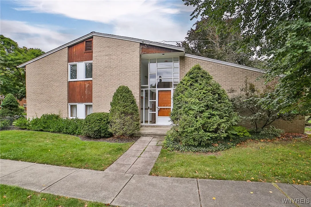 92 Woodbridge Avenue, Buffalo, New York 14214, Buffalo, New York 14214, 4 Bedrooms Bedrooms, 11 Rooms Rooms,2 BathroomsBathrooms,Residential,Closed,92 Woodbridge Avenue, Buffalo, New York 14214,0,B1556584