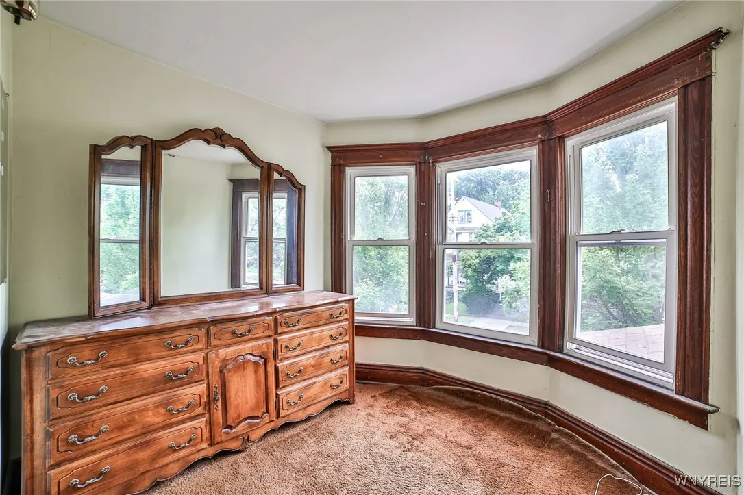 41 Prairie Avenue, Buffalo, New York 14207, Buffalo, New York 14207, 4 Bedrooms Bedrooms, 7 Rooms Rooms,1 BathroomBathrooms,Residential,Closed,41 Prairie Avenue, Buffalo, New York 14207,0,B1558050
