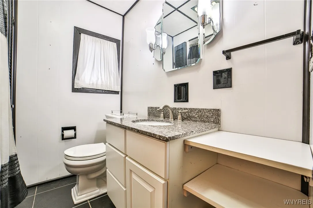 41 Prairie Avenue, Buffalo, New York 14207, Buffalo, New York 14207, 4 Bedrooms Bedrooms, 7 Rooms Rooms,1 BathroomBathrooms,Residential,Closed,41 Prairie Avenue, Buffalo, New York 14207,0,B1558050