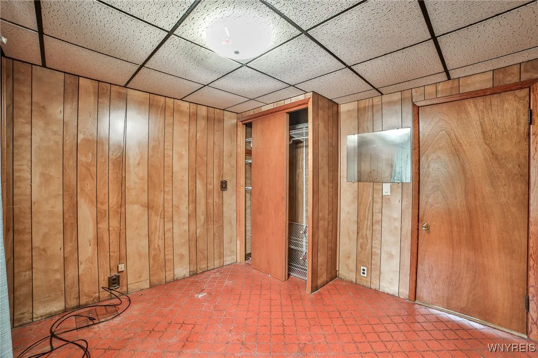 41 Prairie Avenue, Buffalo, New York 14207, Buffalo, New York 14207, 4 Bedrooms Bedrooms, 7 Rooms Rooms,1 BathroomBathrooms,Residential,Closed,41 Prairie Avenue, Buffalo, New York 14207,0,B1558050