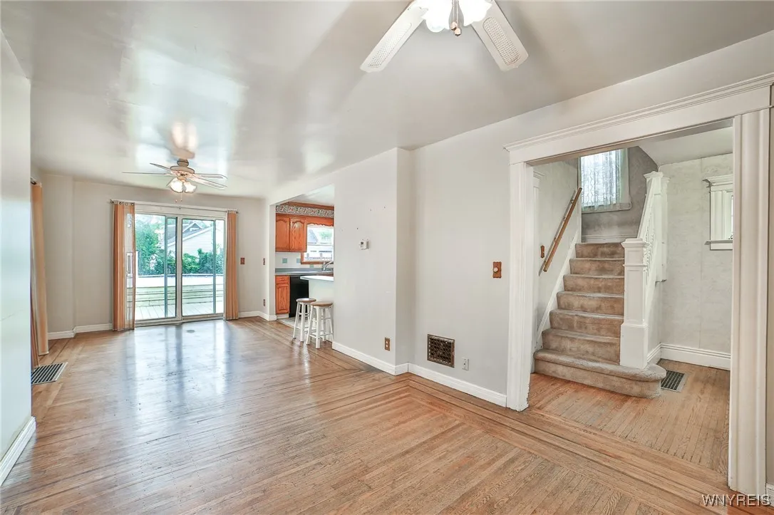 41 Prairie Avenue, Buffalo, New York 14207, Buffalo, New York 14207, 4 Bedrooms Bedrooms, 7 Rooms Rooms,1 BathroomBathrooms,Residential,Closed,41 Prairie Avenue, Buffalo, New York 14207,0,B1558050
