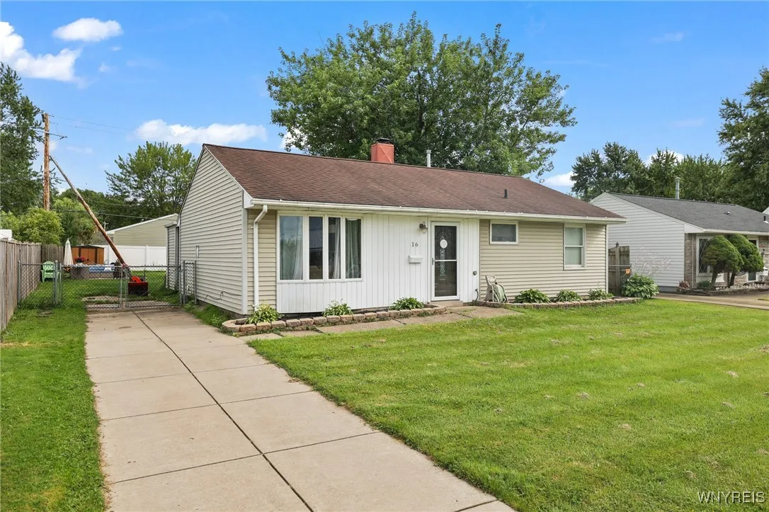 16 Carol Lane, Grand Island, New York 14072, Grand Island, New York 14072, 3 Bedrooms Bedrooms, 7 Rooms Rooms,1 BathroomBathrooms,Residential,Closed,16 Carol Lane, Grand Island, New York 14072,0,B1558096