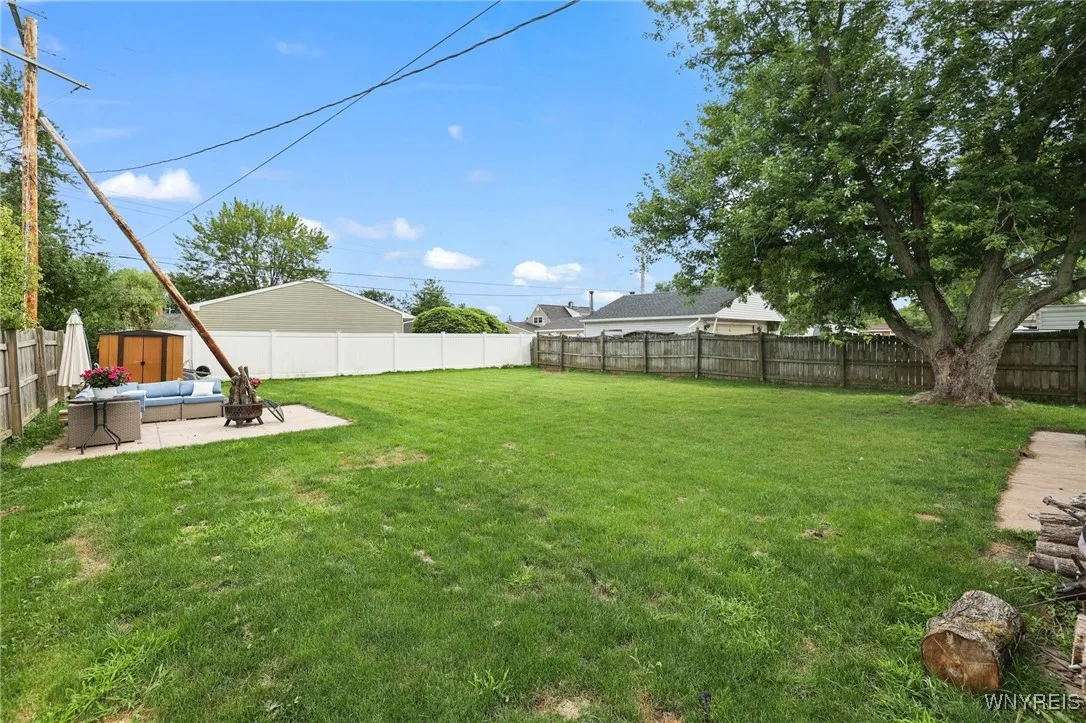 16 Carol Lane, Grand Island, New York 14072, Grand Island, New York 14072, 3 Bedrooms Bedrooms, 7 Rooms Rooms,1 BathroomBathrooms,Residential,Closed,16 Carol Lane, Grand Island, New York 14072,0,B1558096