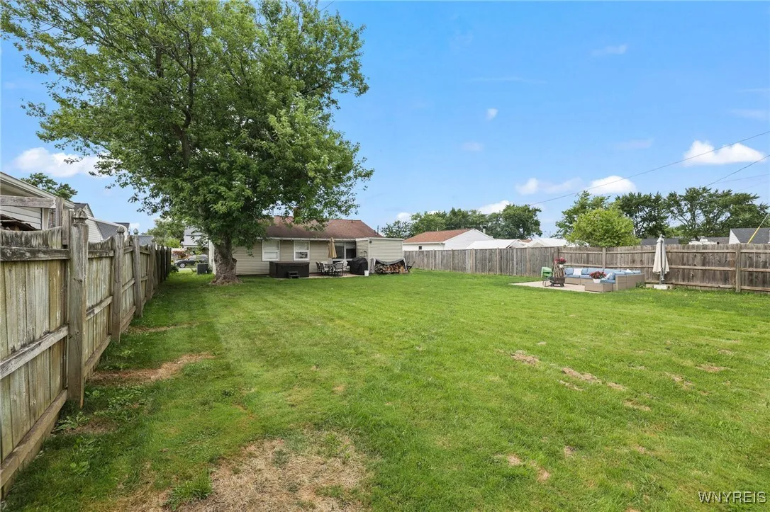 16 Carol Lane, Grand Island, New York 14072, Grand Island, New York 14072, 3 Bedrooms Bedrooms, 7 Rooms Rooms,1 BathroomBathrooms,Residential,Closed,16 Carol Lane, Grand Island, New York 14072,0,B1558096