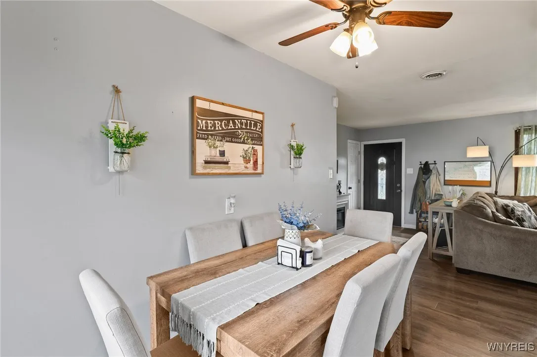 16 Carol Lane, Grand Island, New York 14072, Grand Island, New York 14072, 3 Bedrooms Bedrooms, 7 Rooms Rooms,1 BathroomBathrooms,Residential,Closed,16 Carol Lane, Grand Island, New York 14072,0,B1558096