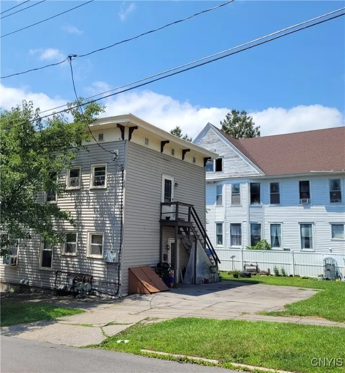 100 Loomis Street, Little Falls-city, New York 133, Little Falls City, New York 13365, 6 Bedroom Bedrooms, ,2 BathroomBathrooms,Residential,For Sale,100 Loomis Street, Little Falls-city, New York 133,0,S1558513