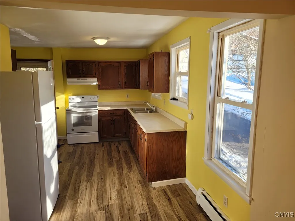 100 Loomis Street, Little Falls-city, New York 133, Little Falls City, New York 13365, 6 Bedroom Bedrooms, ,2 BathroomBathrooms,Residential,For Sale,100 Loomis Street, Little Falls-city, New York 133,0,S1558513