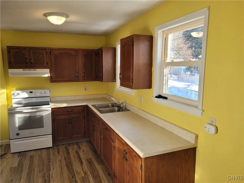 100 Loomis Street, Little Falls-city, New York 133, Little Falls City, New York 13365, 6 Bedroom Bedrooms, ,2 BathroomBathrooms,Residential,For Sale,100 Loomis Street, Little Falls-city, New York 133,0,S1558513