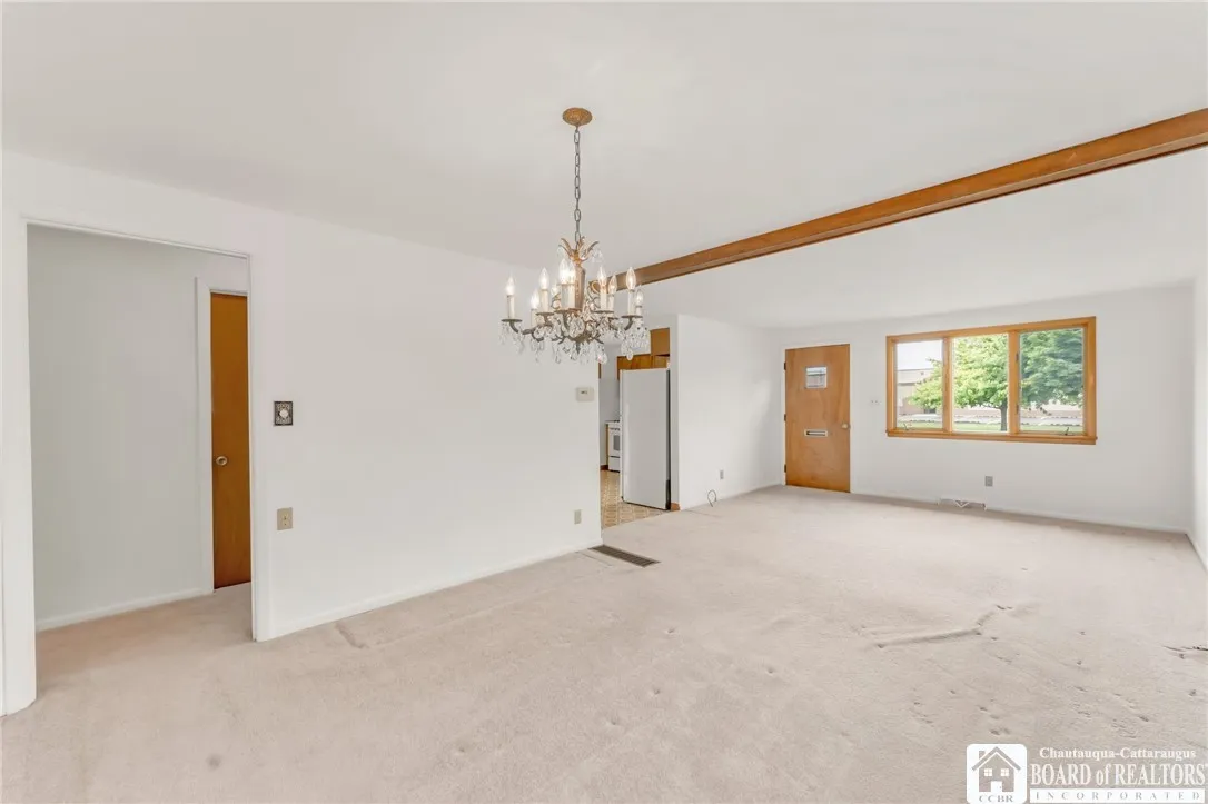 136 Oakview Drive, Tonawanda-town, New York 14150, Tonawanda, New York 14150, 3 Bedrooms Bedrooms, 6 Rooms Rooms,1 BathroomBathrooms,Residential,Closed,136 Oakview Drive, Tonawanda-town, New York 14150,0,R1558193