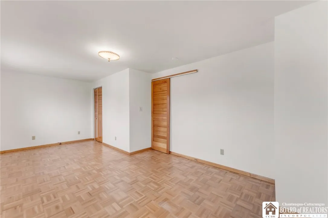 136 Oakview Drive, Tonawanda-town, New York 14150, Tonawanda, New York 14150, 3 Bedrooms Bedrooms, 6 Rooms Rooms,1 BathroomBathrooms,Residential,Closed,136 Oakview Drive, Tonawanda-town, New York 14150,0,R1558193