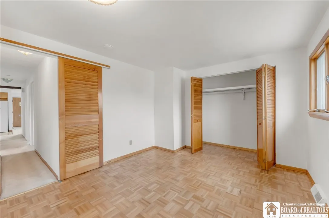 136 Oakview Drive, Tonawanda-town, New York 14150, Tonawanda, New York 14150, 3 Bedrooms Bedrooms, 6 Rooms Rooms,1 BathroomBathrooms,Residential,Closed,136 Oakview Drive, Tonawanda-town, New York 14150,0,R1558193