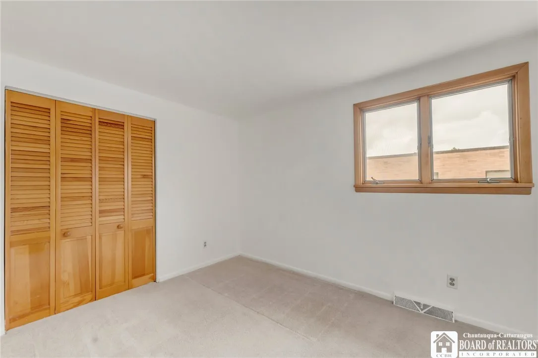 136 Oakview Drive, Tonawanda-town, New York 14150, Tonawanda, New York 14150, 3 Bedrooms Bedrooms, 6 Rooms Rooms,1 BathroomBathrooms,Residential,Closed,136 Oakview Drive, Tonawanda-town, New York 14150,0,R1558193