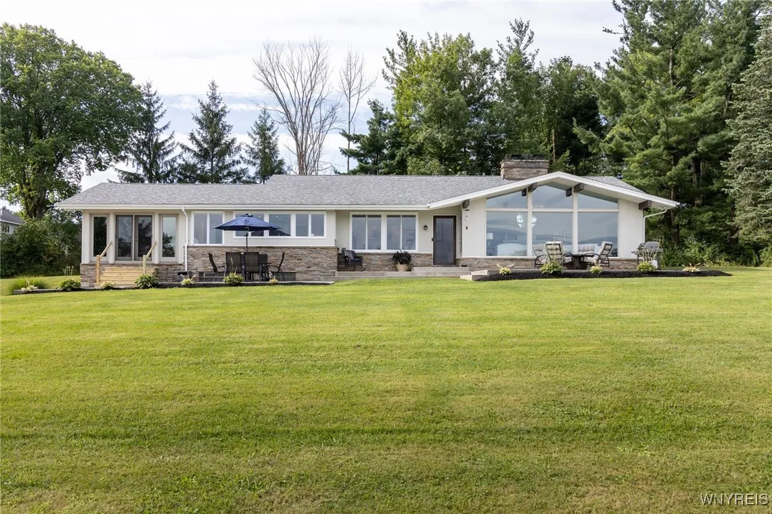 5720 Cole Road, Orchard Park, New York 14127, Orchard Park, New York 14127, 3 Bedrooms Bedrooms, 11 Rooms Rooms,2 BathroomsBathrooms,Residential,Closed,5720 Cole Road, Orchard Park, New York 14127,0,B1558579