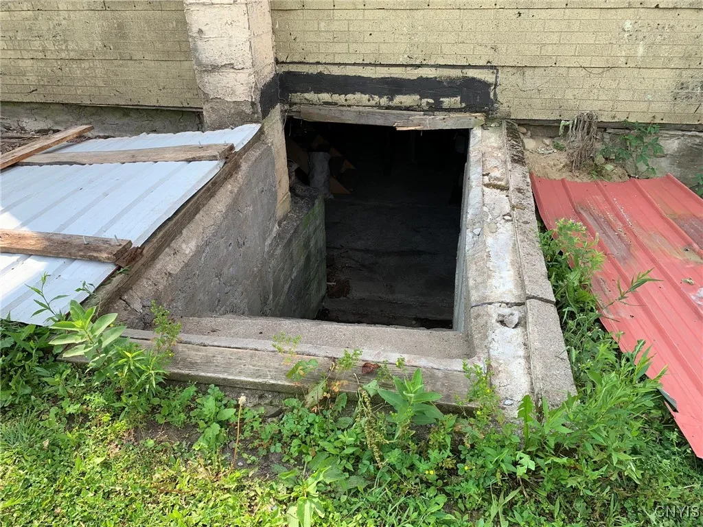 Basement Outside Entrance