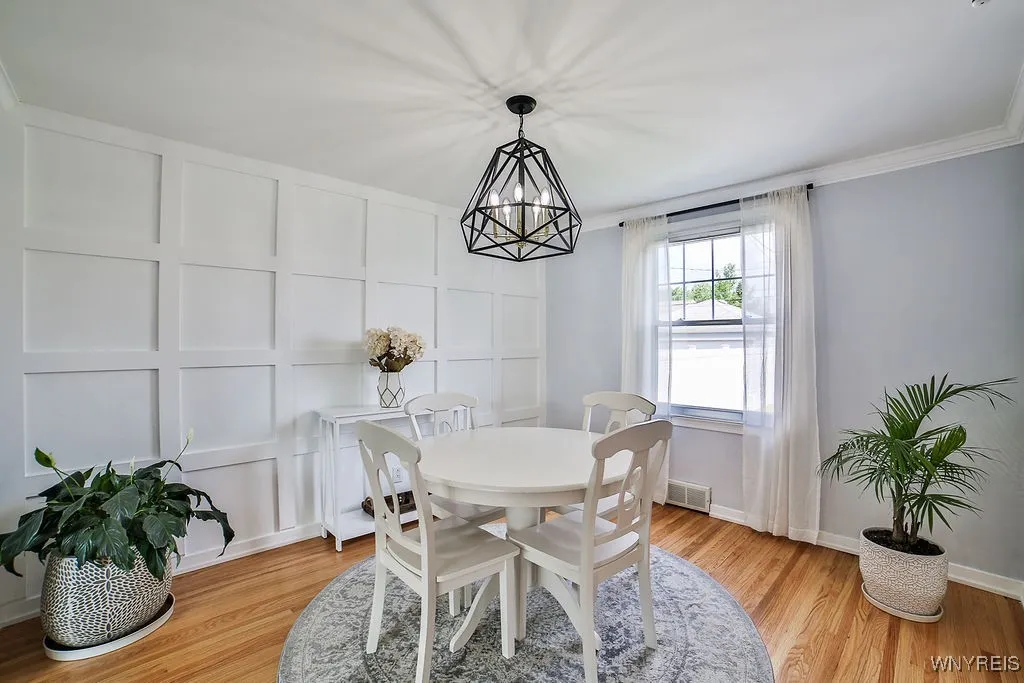 162 Fancher Avenue, Tonawanda-town, New York 14223, Tonawanda, New York 14223, 3 Bedrooms Bedrooms, 6 Rooms Rooms,1 BathroomBathrooms,Residential,Closed,162 Fancher Avenue, Tonawanda-town, New York 14223,0,B1558517