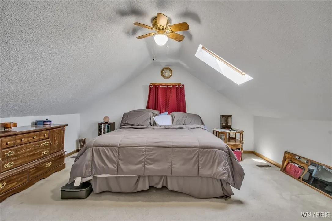 Bedroom 2nd Floor