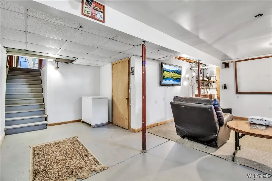 Basement/Den
