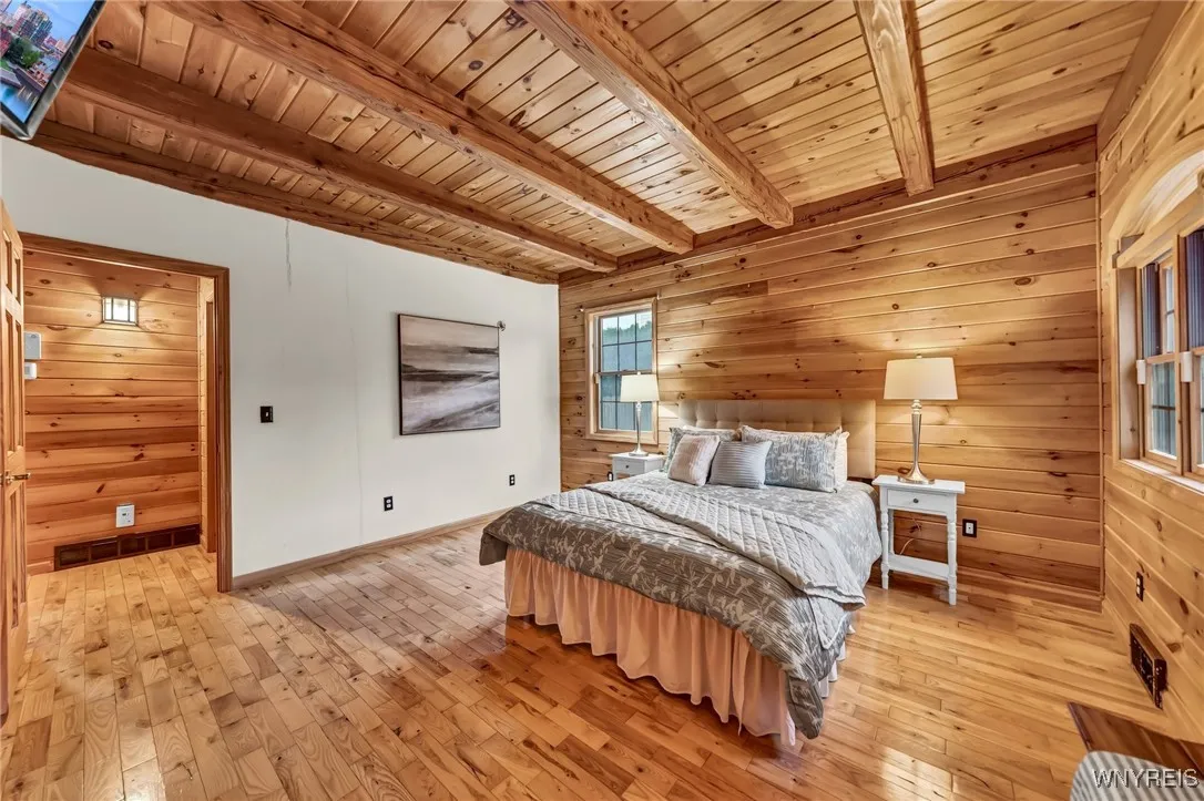 2330 Beachwood Drive, Hamburg, New York 14085, Hamburg, New York 14085, 3 Bedrooms Bedrooms, 7 Rooms Rooms,2 BathroomsBathrooms,Residential,Closed,2330 Beachwood Drive, Hamburg, New York 14085,0,B1557983